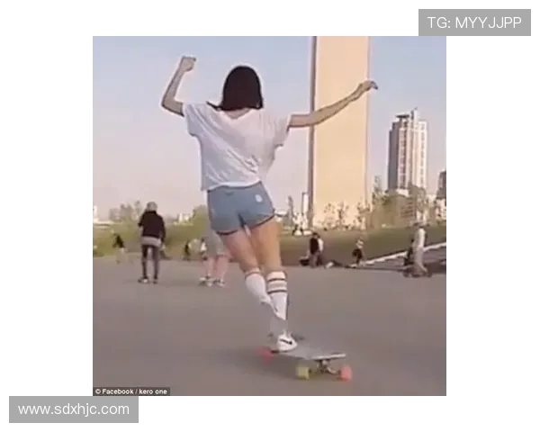 杨秀英独家分享滑板技巧与心得体会助你轻松入门滑板世界