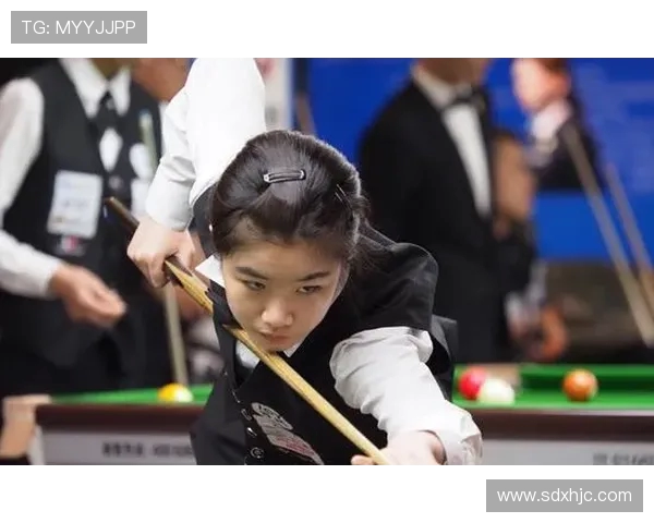 台球运动的技巧提升与心理策略在竞技与休闲中的全面解析